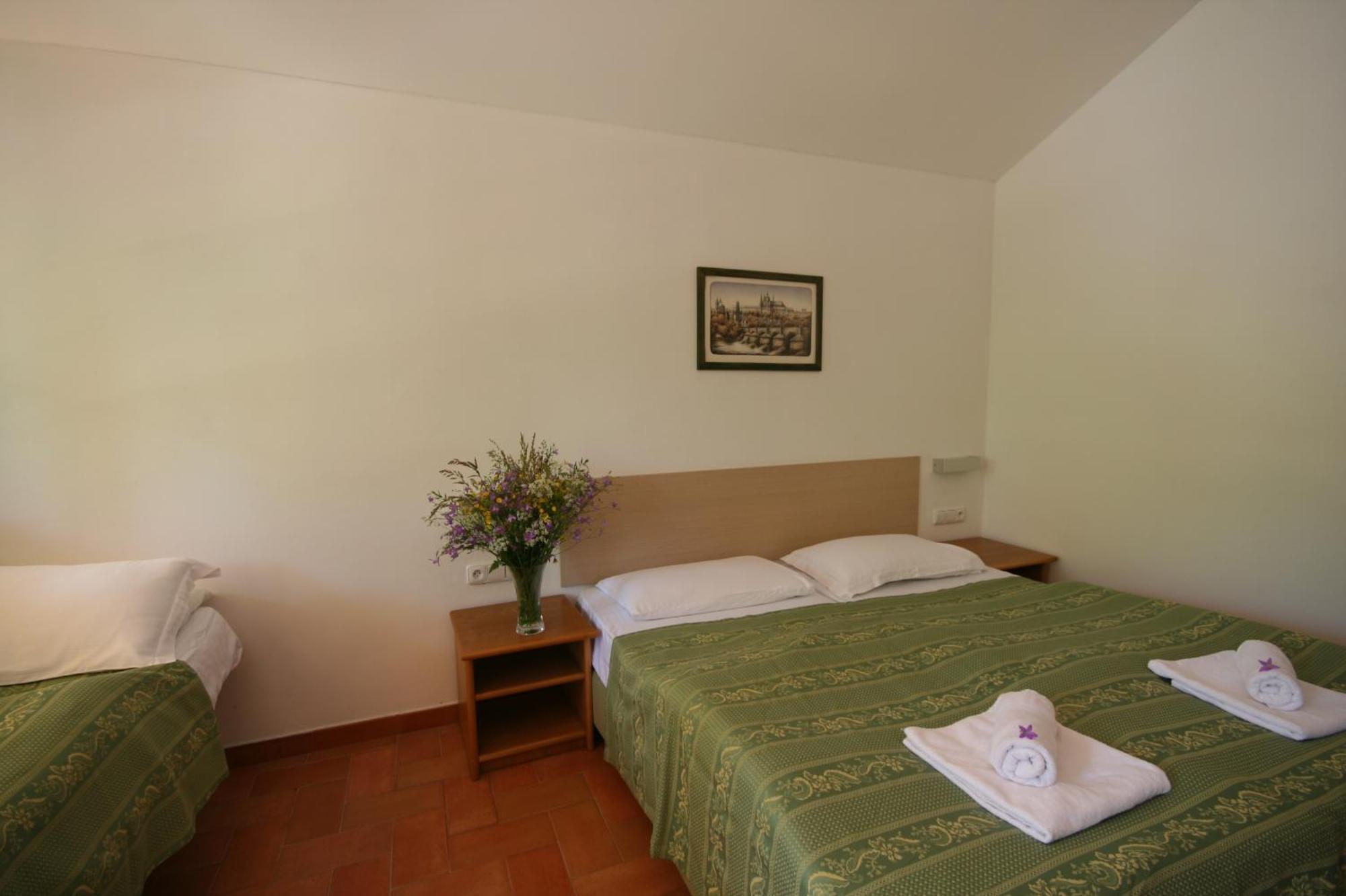 Resort Beach Nova Zivohost Krecovice Екстер'єр фото